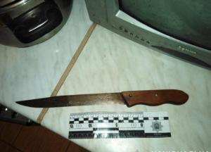 В Одесской области мужчина ударил ножом в живот собственного внука