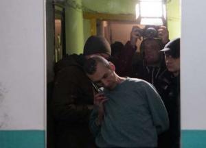 В Киеве мужчина решился на суицид и провоцировал полицейских застрелить его (фото)