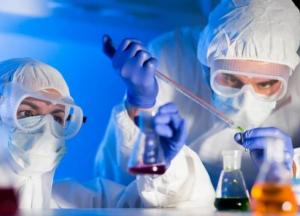 Испытания вакцины Coronavac остановили после смерти добровольца