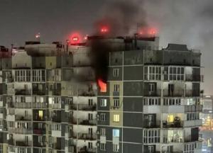 Краснодарська ППО збила наші дрони багатоповерхівкою, медцентром і лінією електропередач (відео)