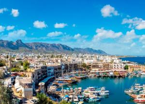 Кипр открывает границу для украинских туристов