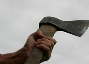 Угрожал топором и ножом: житель Одесской области взял в заложники сестру и трех племянников