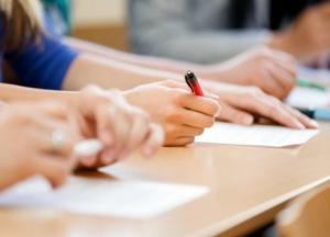 Кабмин установил минимальные тарифы на контрактное обучение