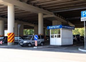 На въездах в Киев обустроят шесть перехватывающих парковок