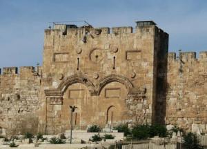 Археологи обнаружили тайник с древними монетами