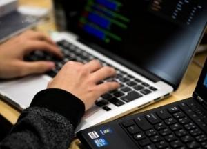 Минцифры намерено реформировать уроки информатики в школах