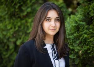 Какая зарплата пресс-секретаря Зеленского: названа сумма