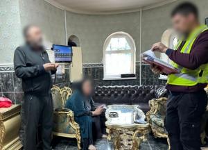 Поліція затримала бандитів, які підпорядковувалися "злодіям у законі" трьох кримінальних кланів (відео, фото)