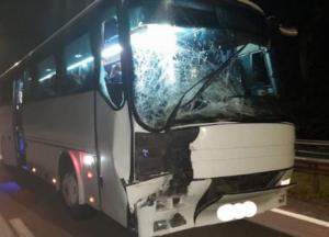 Автобус с паломниками попал в ДТП на трассе Киев-Чоп