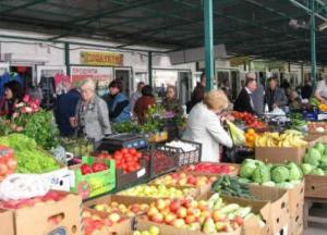 Столичные власти разрешили работать 19 продовольственным рынкам (список)