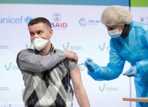 В Украине откроют крупные центры вакцинации
