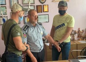 Декана Харьковского вуза поймали на взятке (фото)