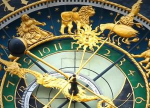 Гороскоп на 28 травня: Водоліям - емоційний туман, Рибам - вибір між двома дорогами