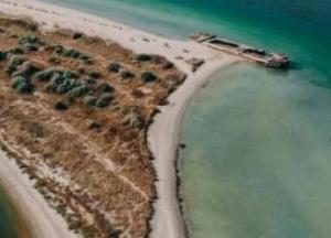 Спасите уникальную Кинбурнскую косу! Жители поселка на Николаевщине обратились к Президенту (видео)