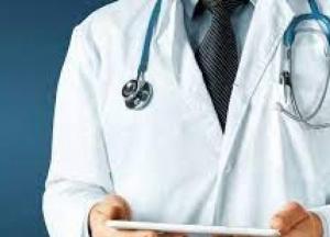 Медики назвали признаки «алкогольного Альцгеймера»