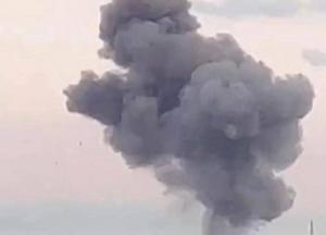 Ракетна атака по Дніпропетровщині: військові РФ розбомбили залізницю, СТО і ринок, під завалами є люди (відео)