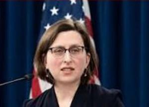 Колишня посадовиця Пентагону спростовує заяви Трампа про допомогу Україні