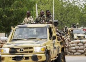 У Нігерії озброєні бойовики пограбували село й убили десятки людей, серед викрадених – діти 