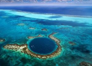 Ученые обнаружили загадочные дыры на дне Тихого океана 
