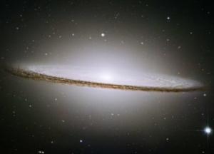 Обнаружена загадочная галактика на самом краю Вселенной