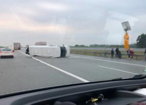 Два украинских автобуса перевернулись в Польше 