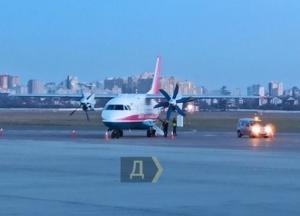 В аэропорту Киев экстренно сел самолет рейса Минск-Запорожье