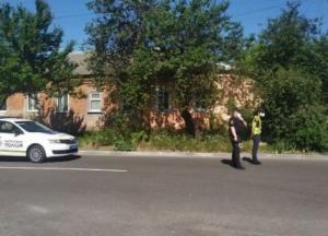 В Полтаве мужчина грозится взорвать гранату: проводится спецоперация (фото, видео)