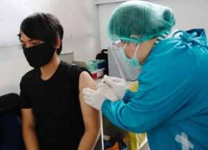 В Малайзии COVID-вакцинация для иностранцев будет бесплатной