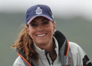 Впервые за 11 лет Кейт Миддлтон публично оголила ноги (фото)