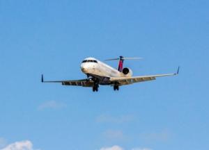 На 44 российских самолета наложили арест из-за незаконных полетов в оккупированный Крым