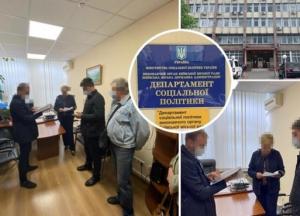 Киевских чиновников обвиняют в хищении 13,6 млн на закупках медизделий