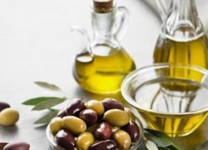 Ученые рассказали, сколько оливкового масла нужно съедать в день