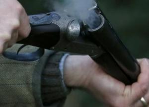 Отец случайно застрелил сына, охотясь на кролика (фото) 