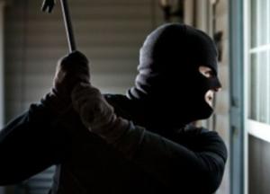 Пытали утюгом: в Житомирской области совершено жестокое разбойное нападение