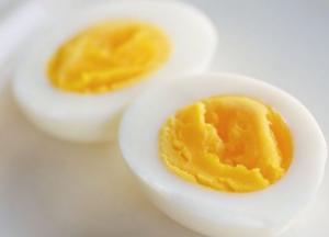 Назван продукт, употребление которого перед сном способствует похудению