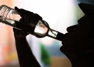 Медики назвали первые признаки алкоголизма 