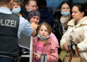 З Австрії до Москви вивезли українських дітей-біженців: Європейський інститут Омбудсмана потрапив у світовий скандал