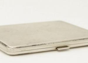 История и использование серебряных портсигаров