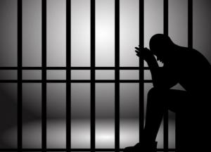 Избил и изнасиловал девушку на камеру: во Львове поймали извращенца (видео)