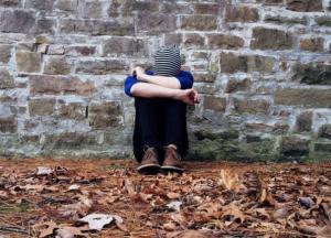 Медики установили, чем отличается мозг одиноких людей