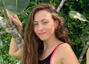 Дочь Оли Поляковой "состарила" себя в рамках популярного флешмоба (фото)