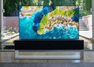 LG выпустила телевизор-рулон за 2,5 млн грн