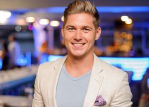 Известный украинский телеведущий подал на развод с женой после 12 лет брака