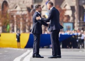 Зеленский наградил 14 нардепов на День Независимости