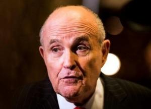 Джулиани заявил о наличии компромата на семью Байдена