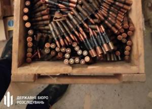 ГБР в полицейской части нашло неучтенное оружие (фото, видео)