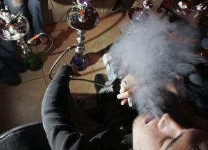 Медики назвали самый опасный вид курения