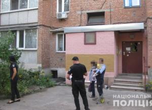 В Харькове мужчина выбросил жену из окна 