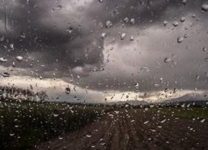 Прогноз погоды на 29 сентября: сильные дожди, порывистый ветер, но еще тепло