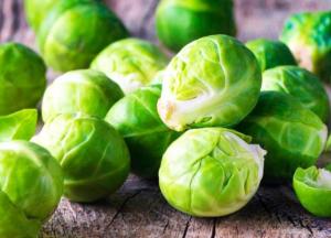 Врачи назвали овощ, укрепляющий зубы